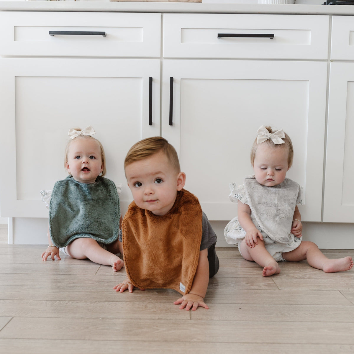 Minky Bibs 3-Pack — Saranoni