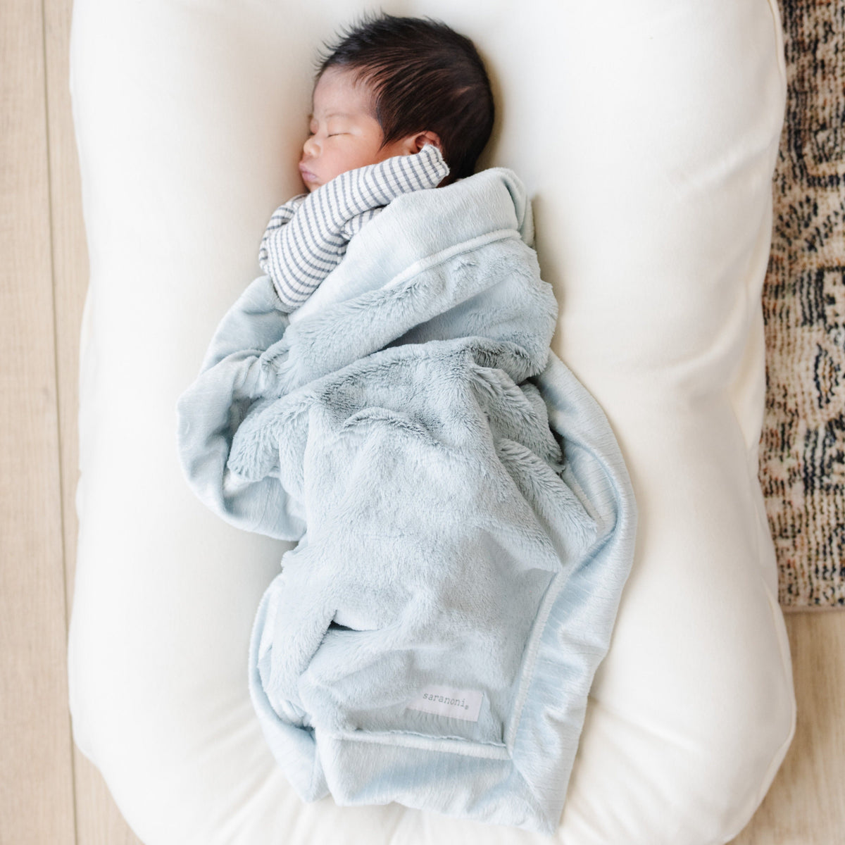 Lush Mini Blankets — Saranoni