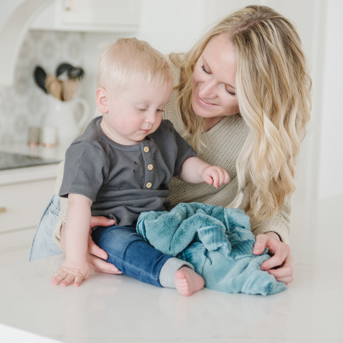 Lush Mini Blankets — Saranoni
