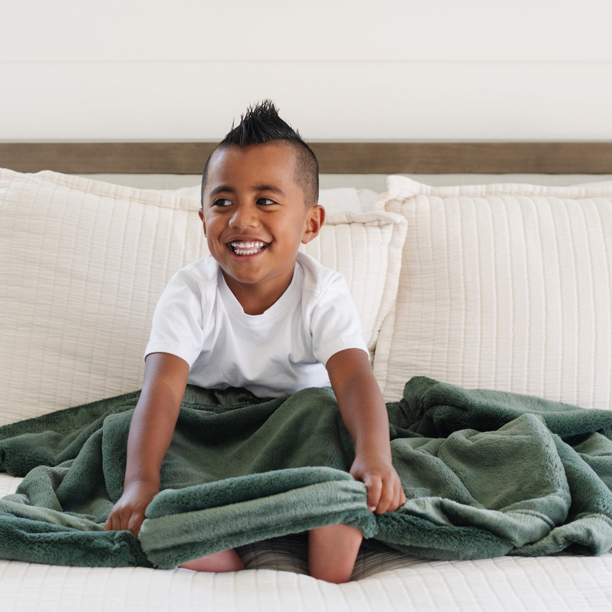 Lush Toddler Blankets — Saranoni