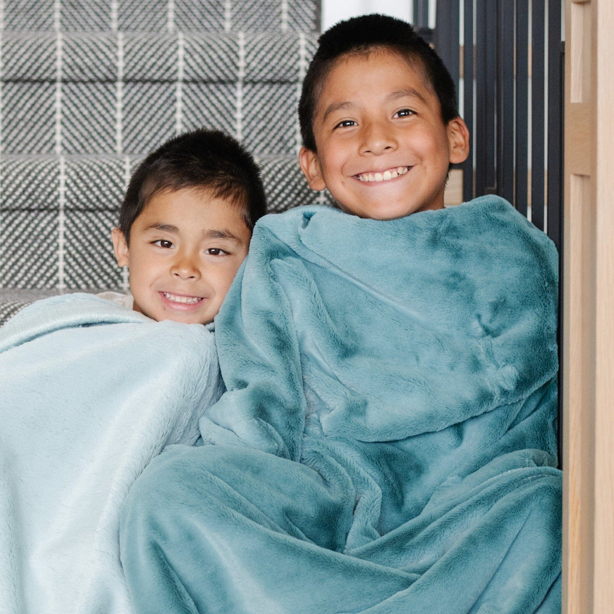 Lush Toddler Blankets — Saranoni