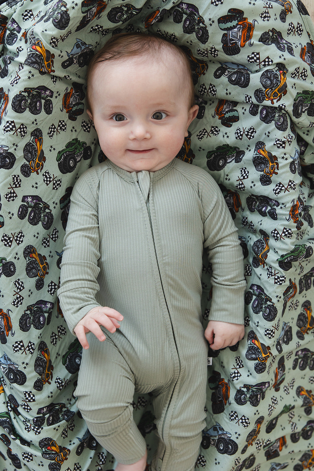 Sage (ribbed) - Zippy — Blush Lotus