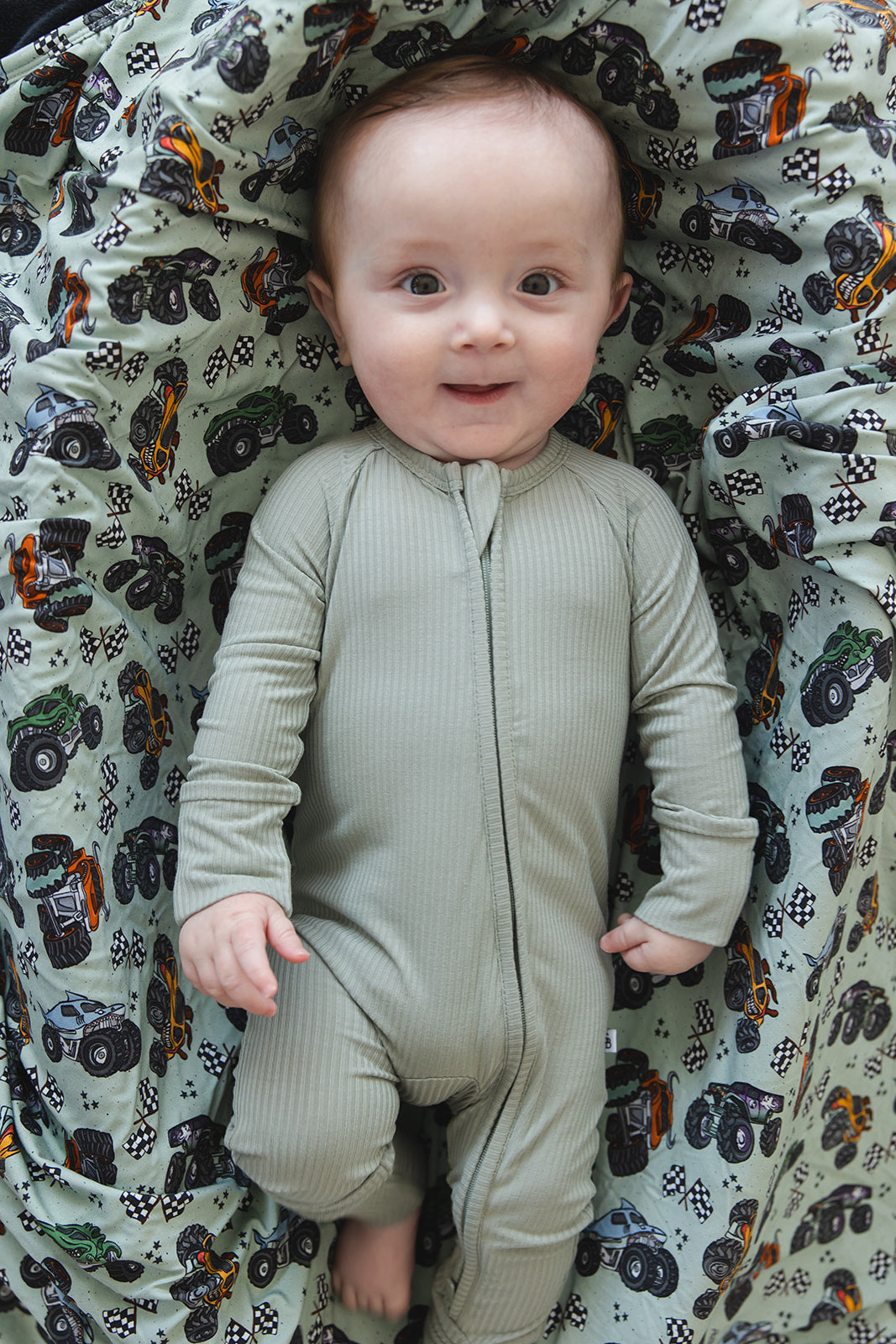 Sage (ribbed) - Zippy — Blush Lotus