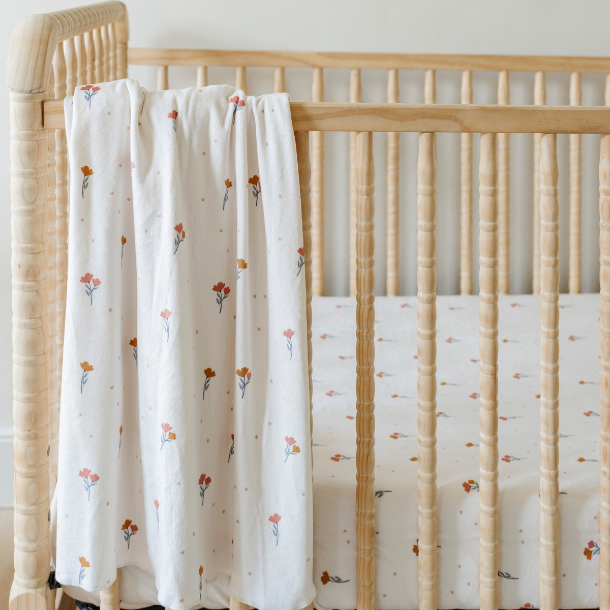 Minky Stretch Luxe Crib Sheets — Saranoni