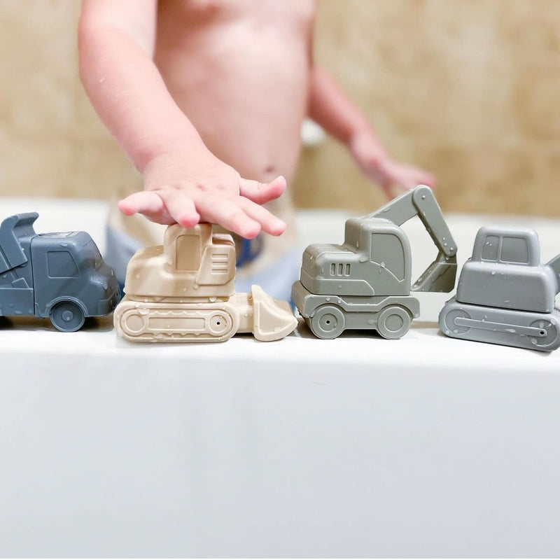 Grant’s Truck Bath Toys — Calla and Friends