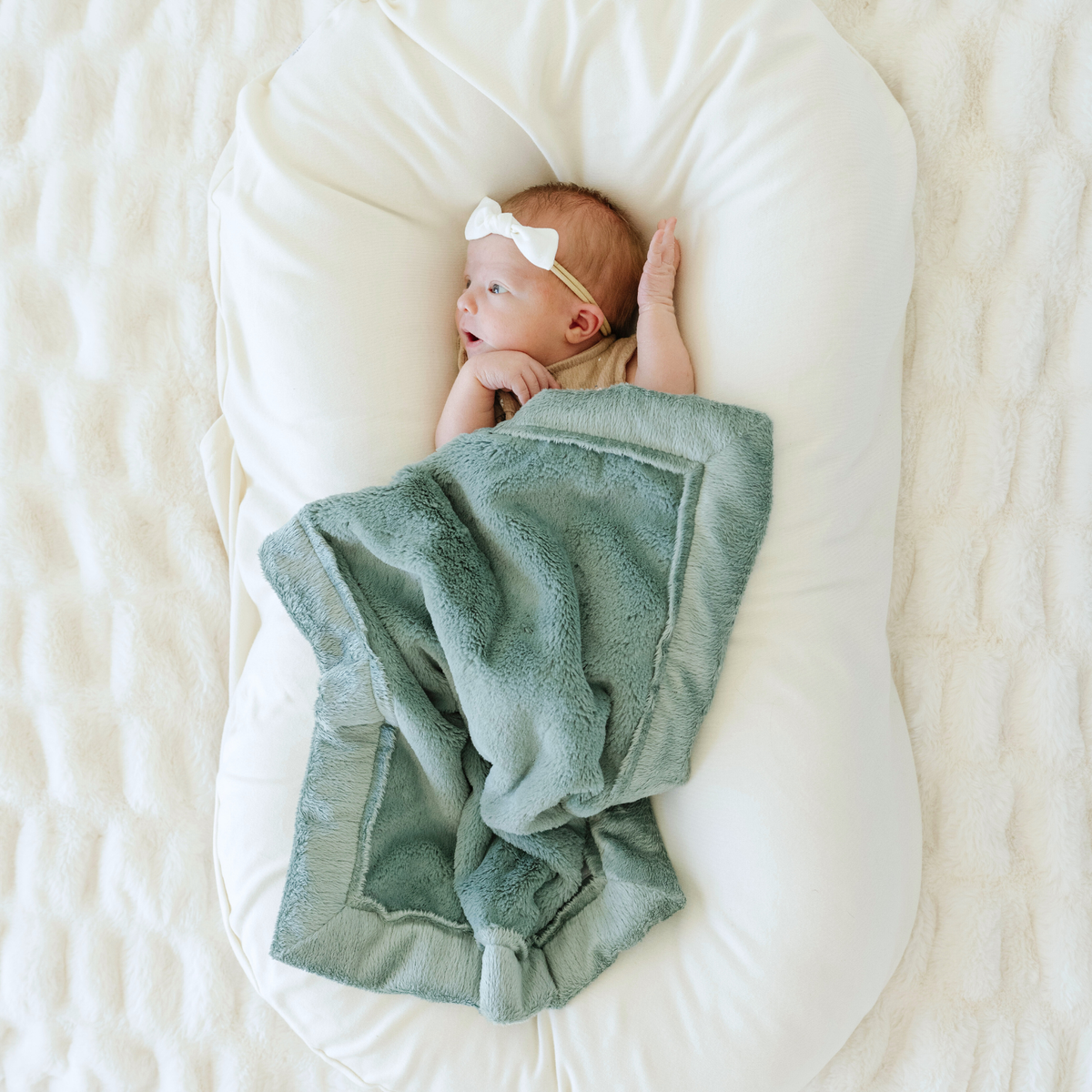 Lush Mini Blankets — Saranoni