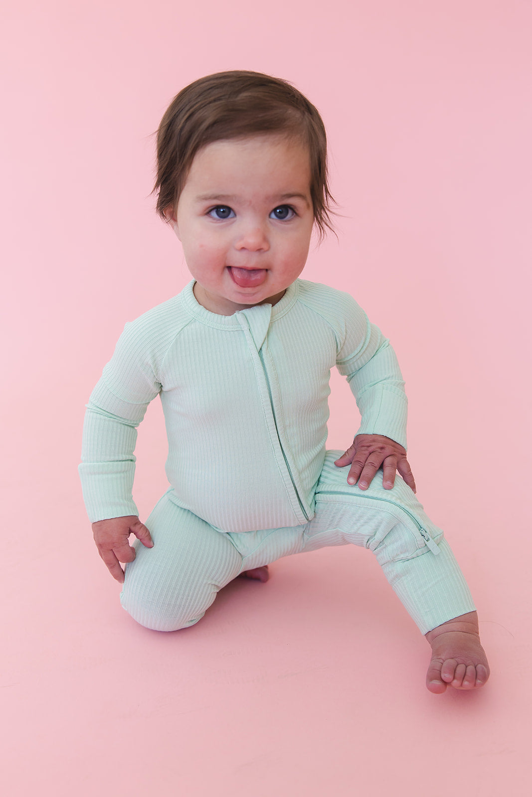 (SOLID, ribbed) Lion Around - Zippy — Blush Lotus