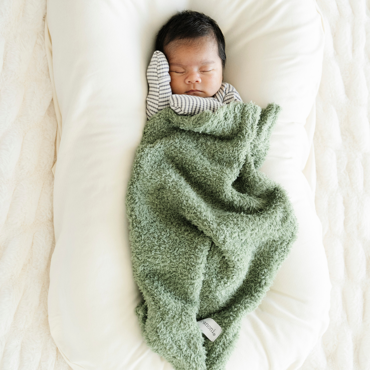 Bamboni® Mini Blankets — Saranoni