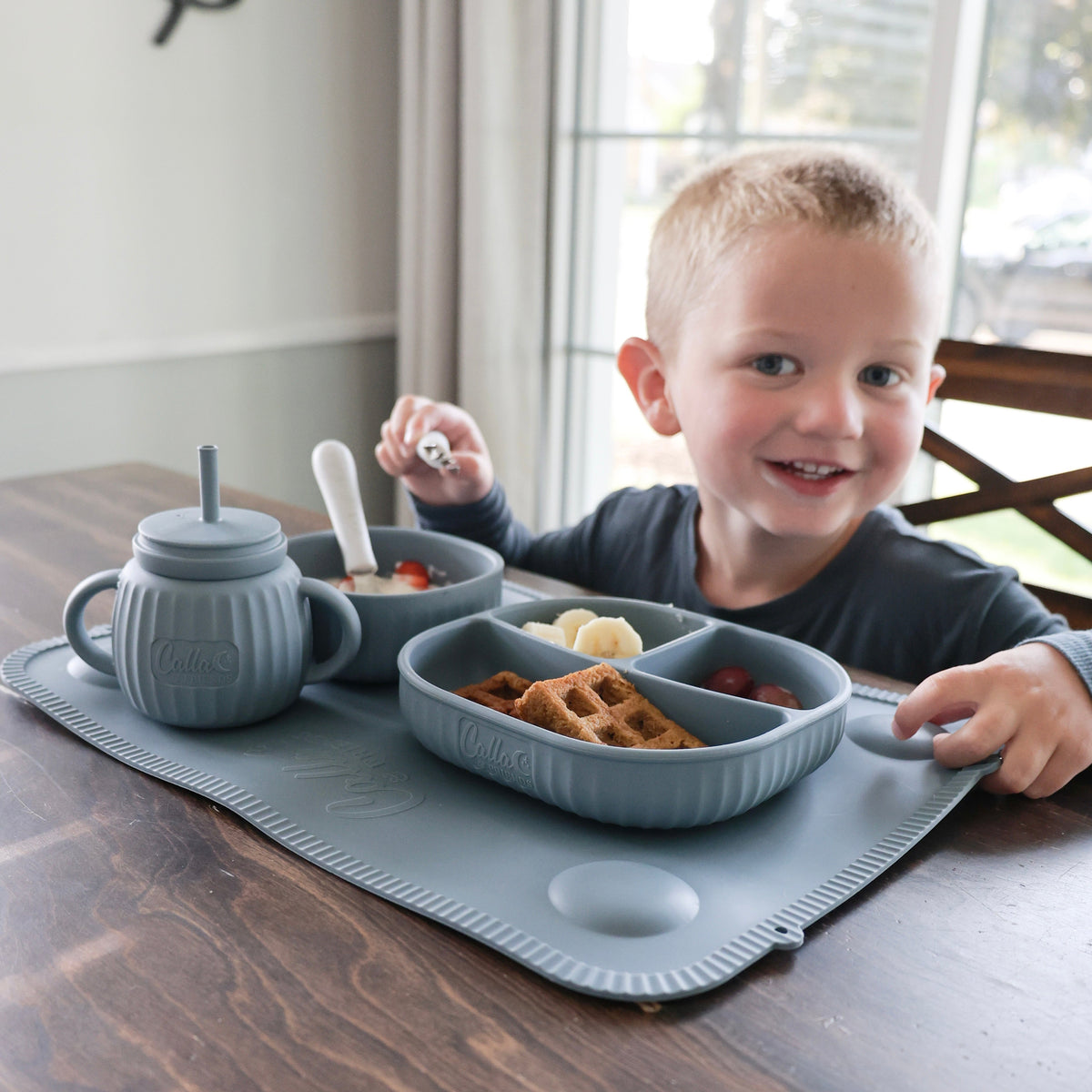 The Tidy Traveler - Solid Placemat Set — Calla and Friends