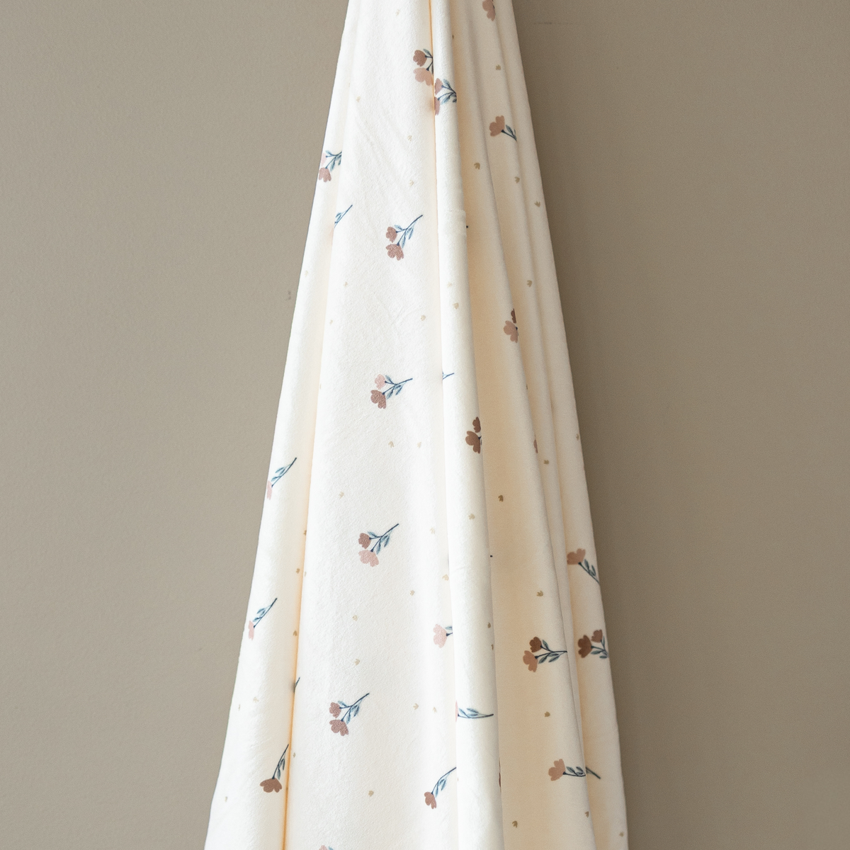 Minky Stretch Luxe Swaddle/Blanket — Saranoni