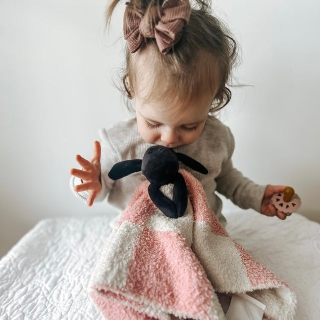 The Calla Lovey — Calla and Friends