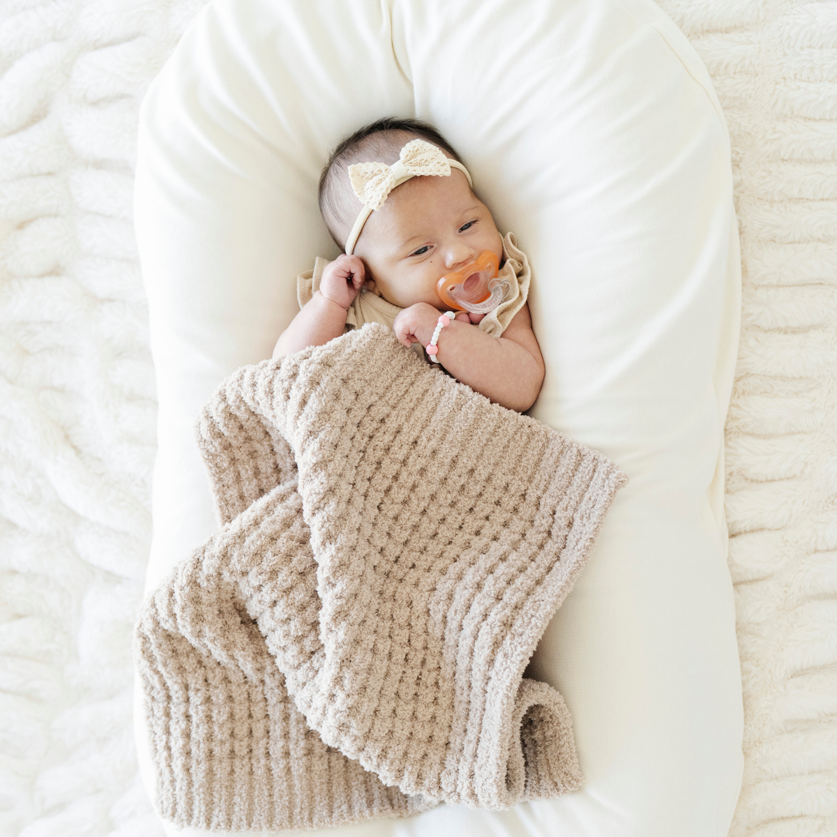 Waffle Knit Mini Blankets — Saranoni