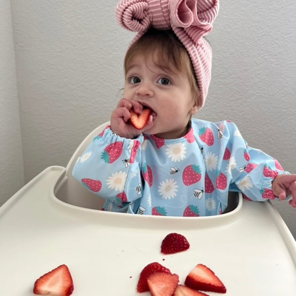 The Grayson Long Sleeve Bib - Strawberry Patch — Calla and Friends