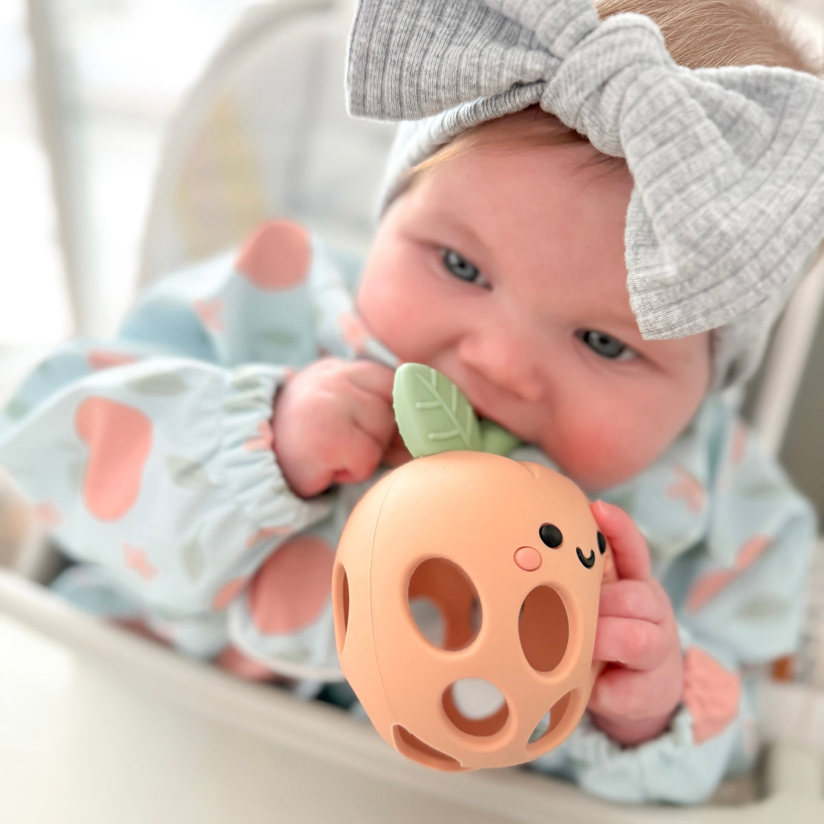 Piper the Peach Blossom Teether — Calla and Friends