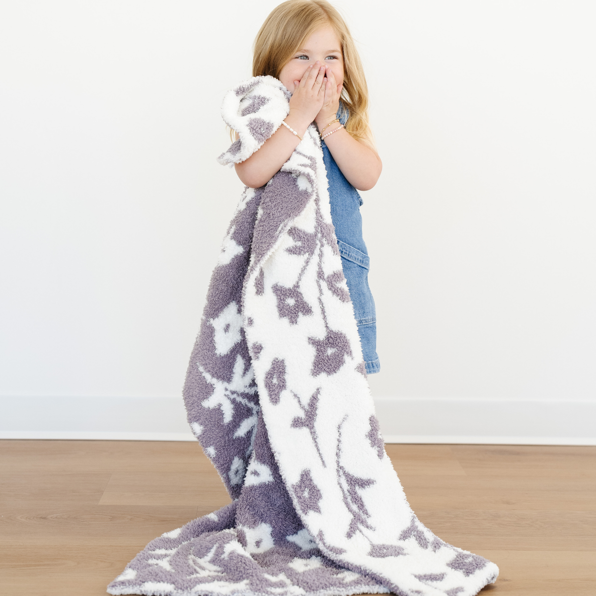 Double-Layer Bamboni® Toddler Blankets — Saranoni