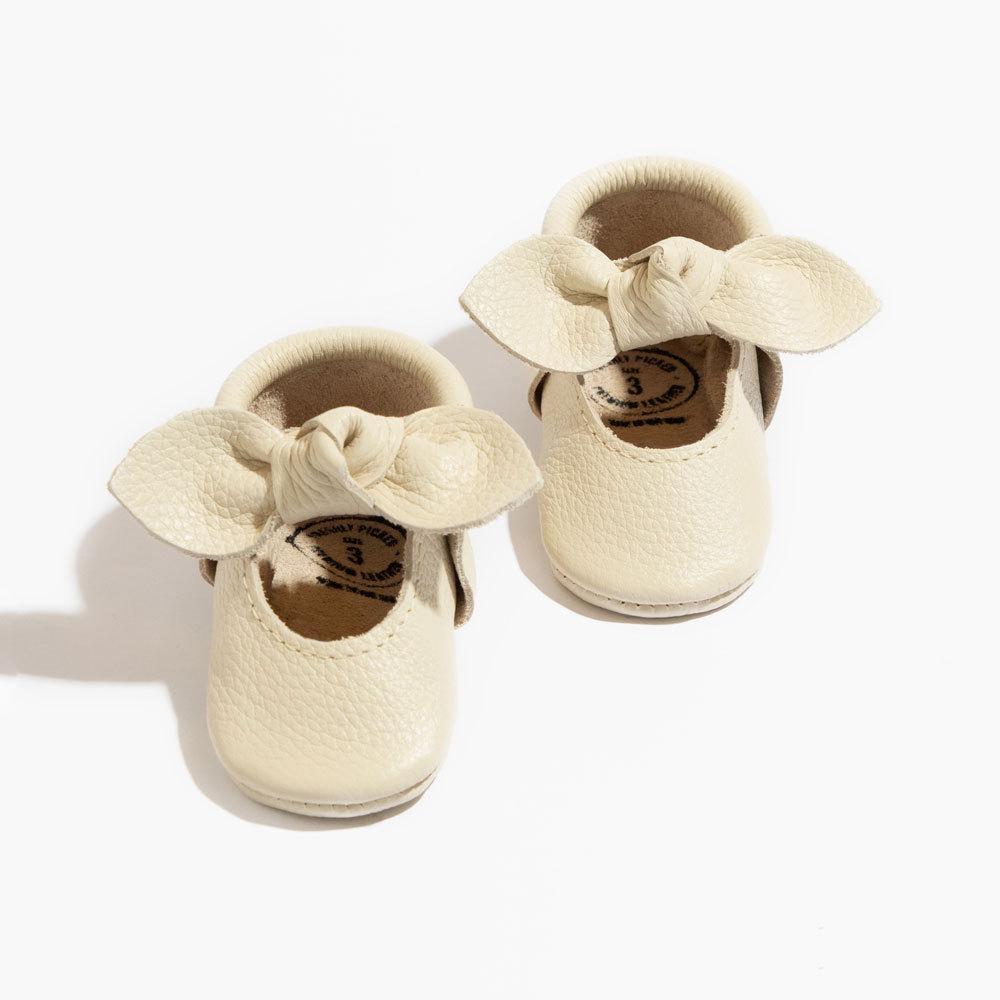 Birch Knotted Bow Baby Shoe — Freshly Picked