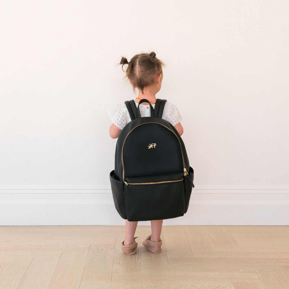 Ebony Classic City Diaper Bag II — Freshly Picked