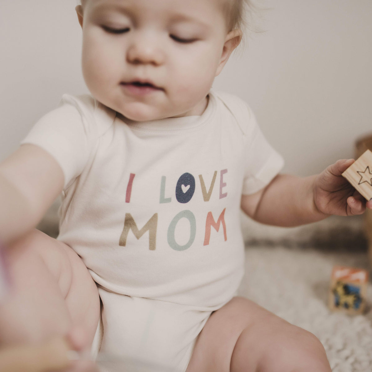 gift set | love mom — Finn + Emma