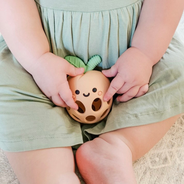 Piper the Peach Blossom Teether — Calla and Friends