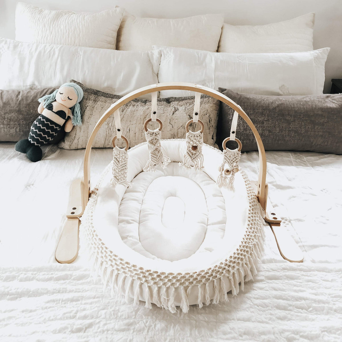 Oval Play Mat — Finn + Emma