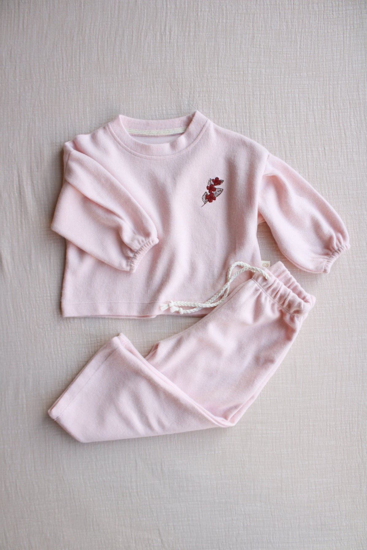 Soft Petal Lounge Set — Honey and Hive