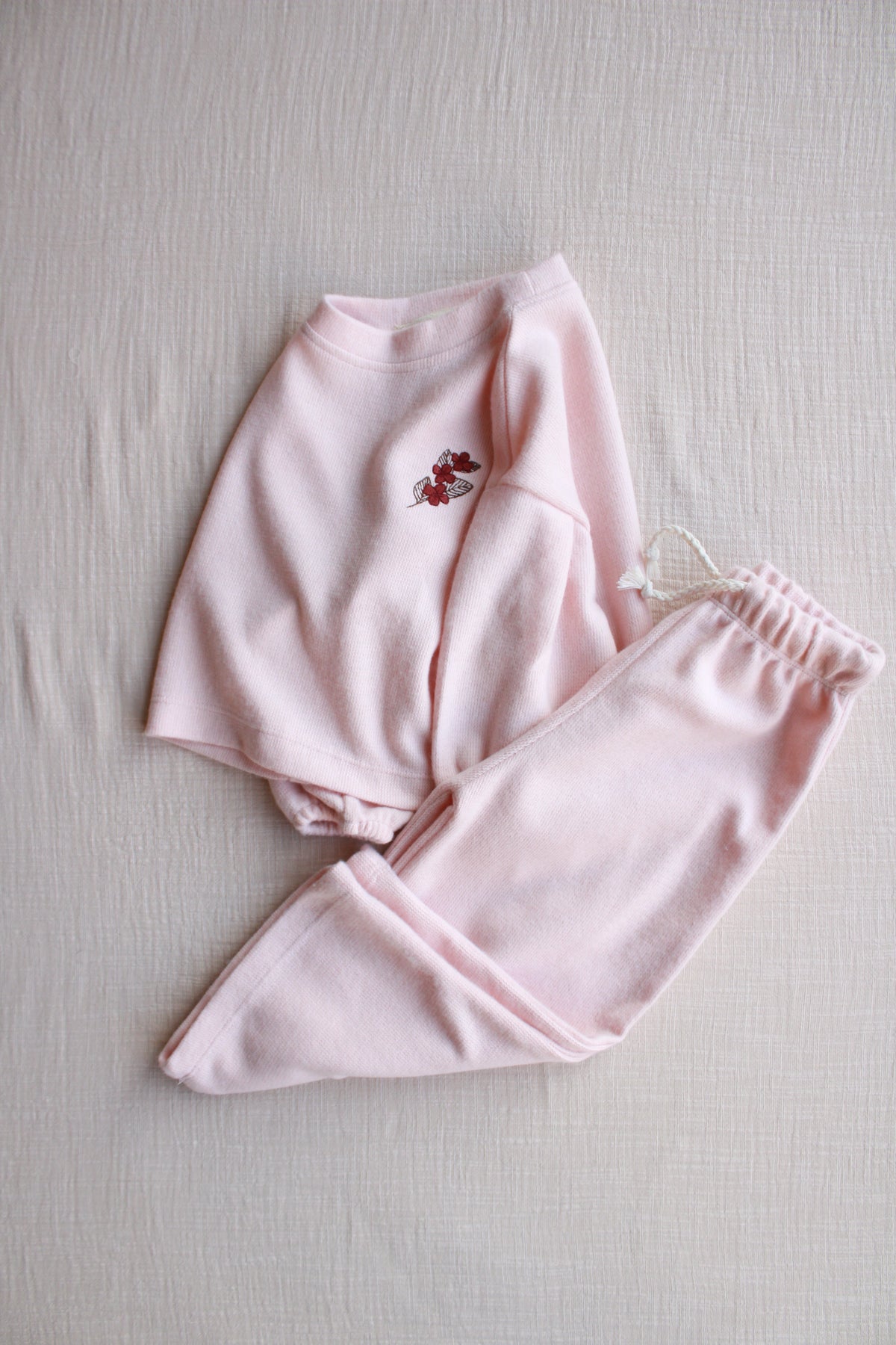 Soft Petal Lounge Set — Honey and Hive