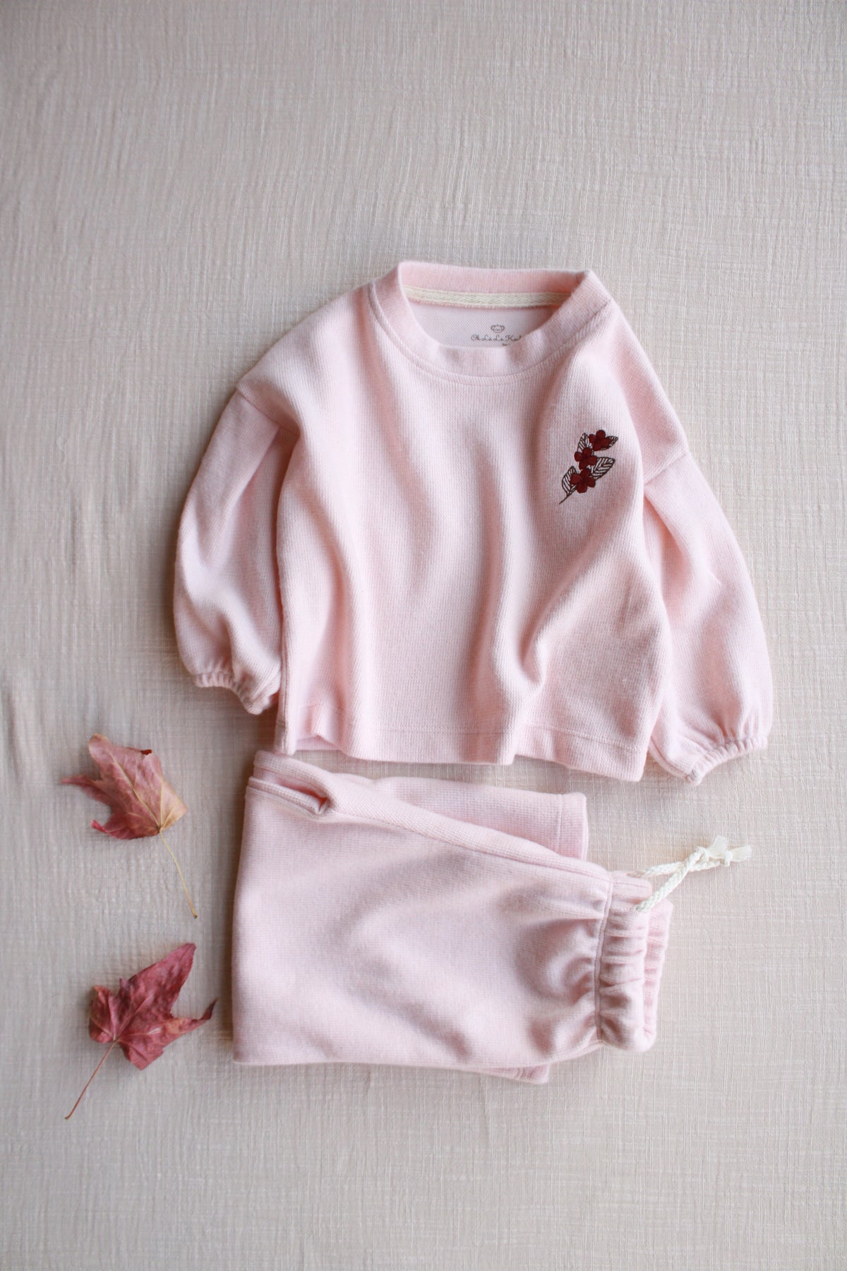 Soft Petal Lounge Set — Honey and Hive