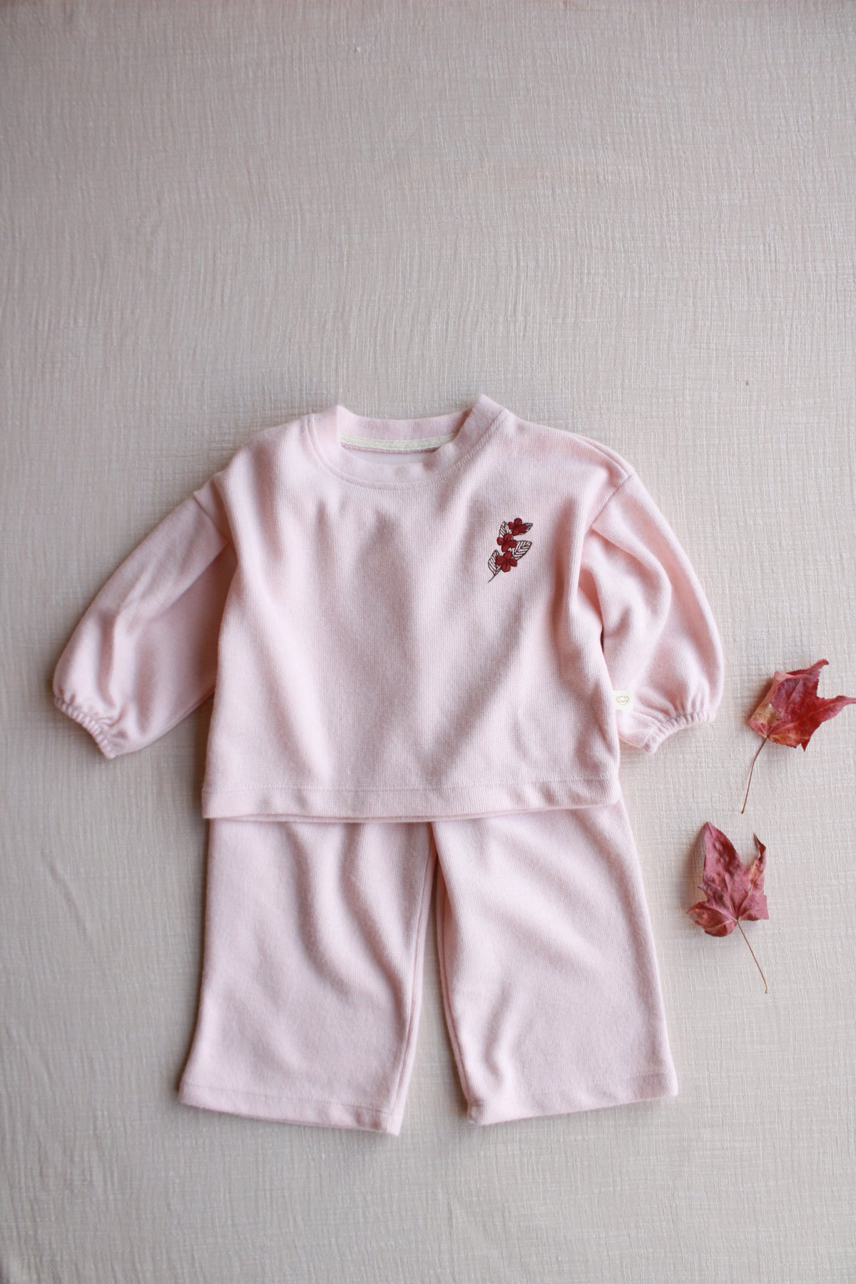 Soft Petal Lounge Set — Honey and Hive