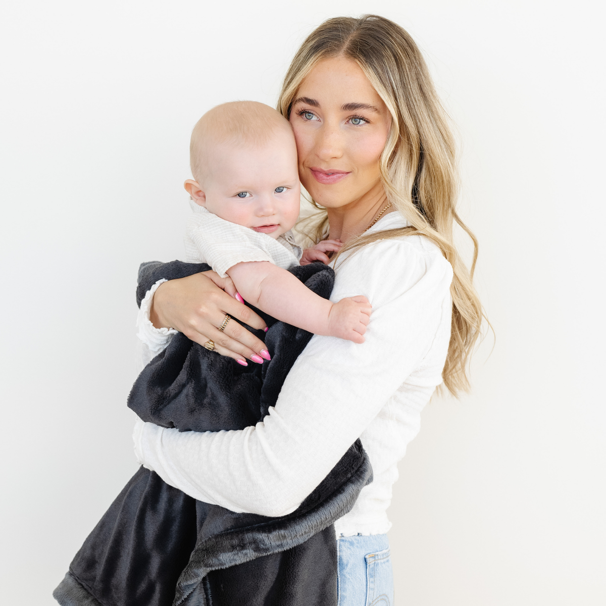 Lush Mini Blankets — Saranoni