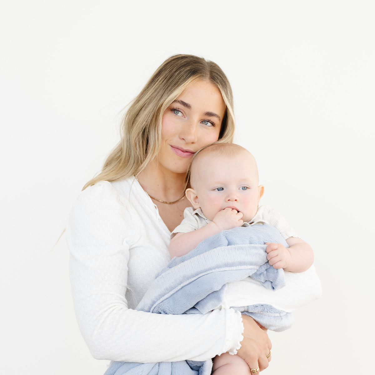 Lush Mini Blankets — Saranoni
