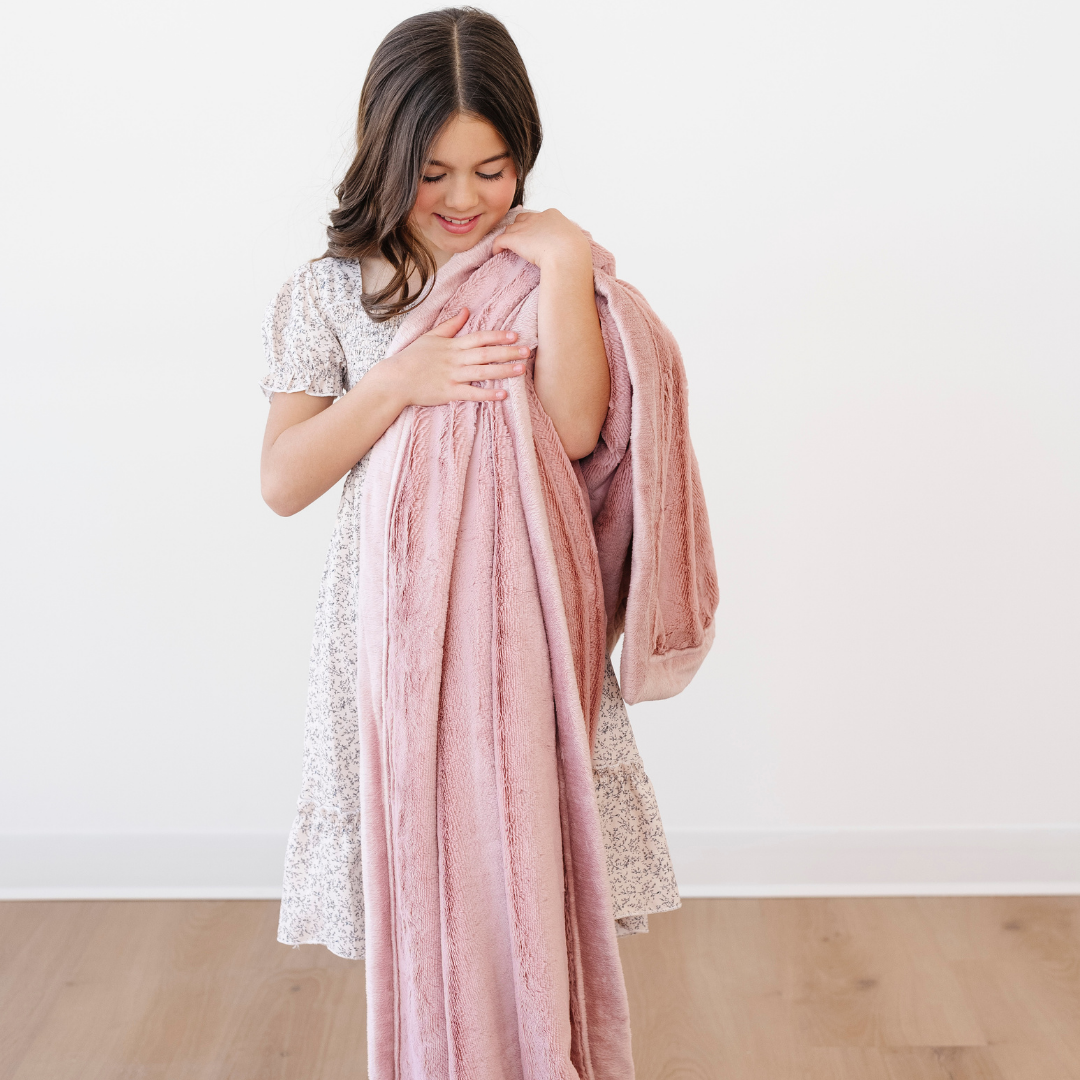 Lush Toddler Blankets — Saranoni