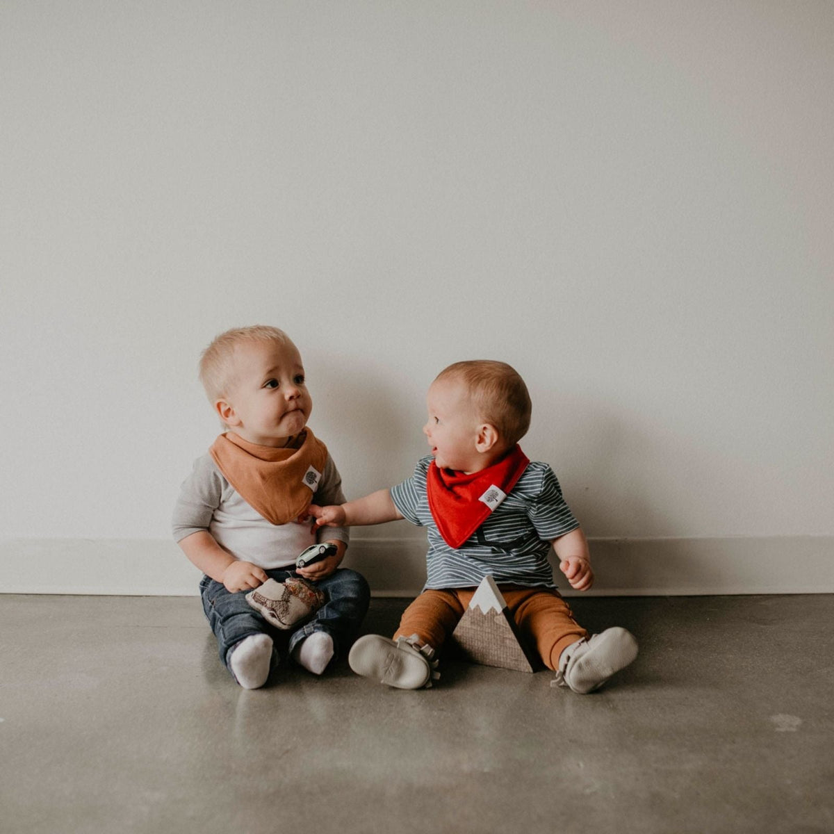 Estes Bandana Bib Set (8 pack) — Parker Baby Co.