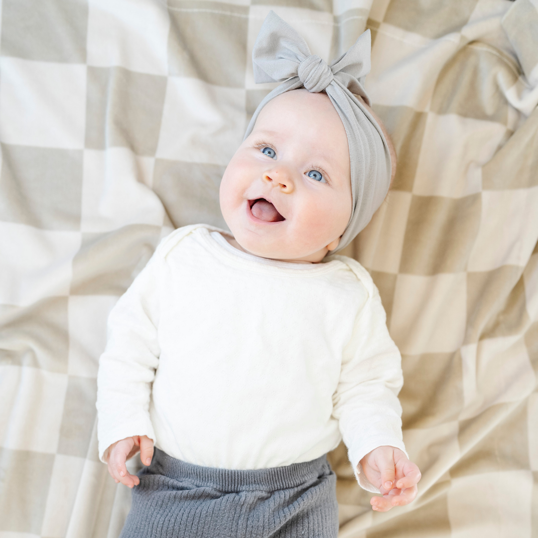 Minky Stretch Receiving Blankets — Saranoni