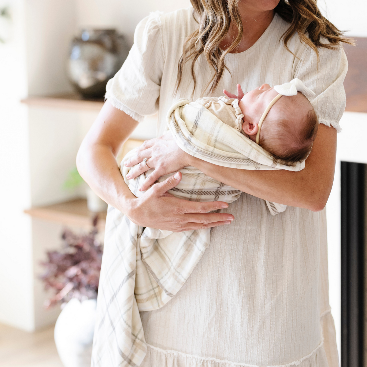 Minky Stretch Receiving Blankets — Saranoni