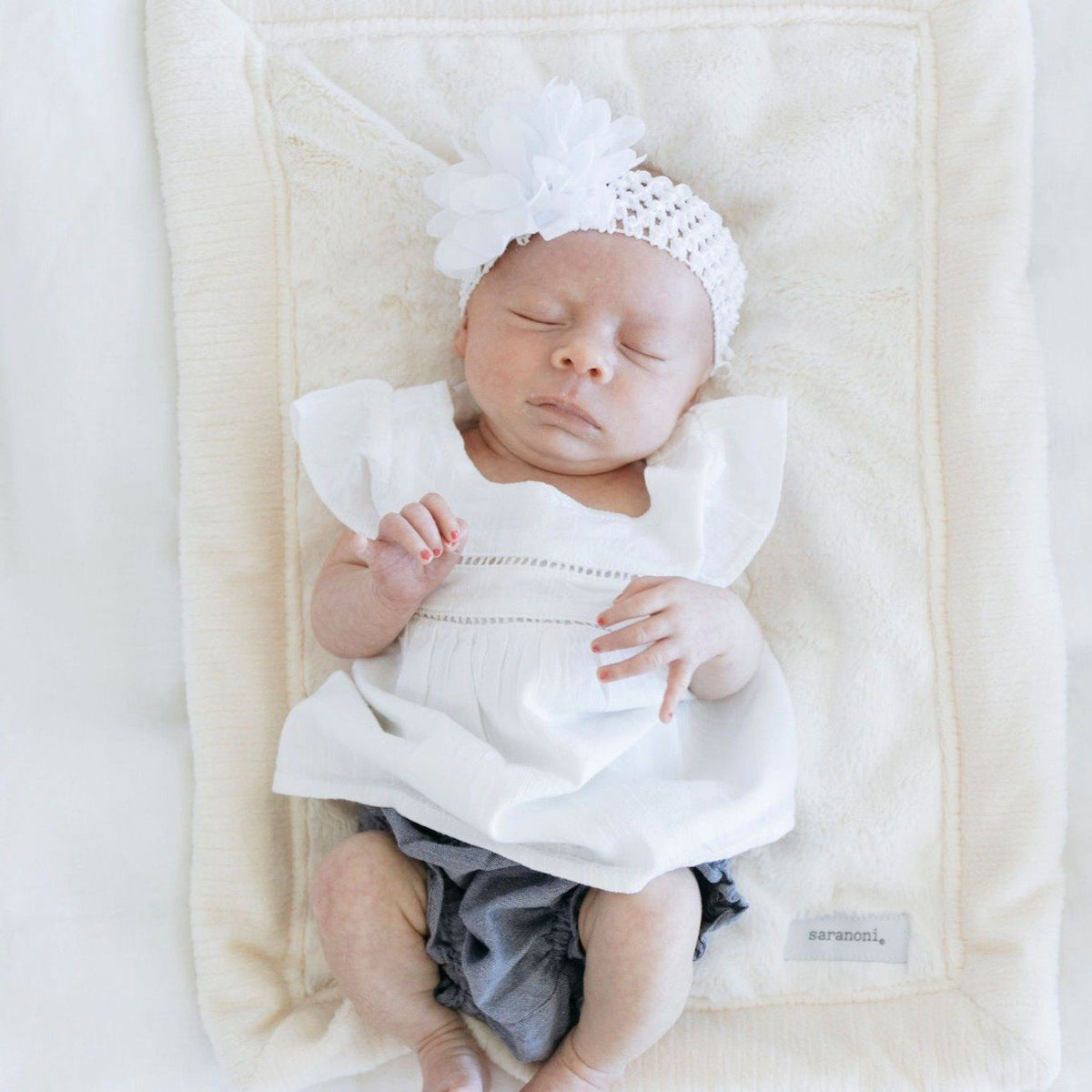 Lush Mini Blankets — Saranoni