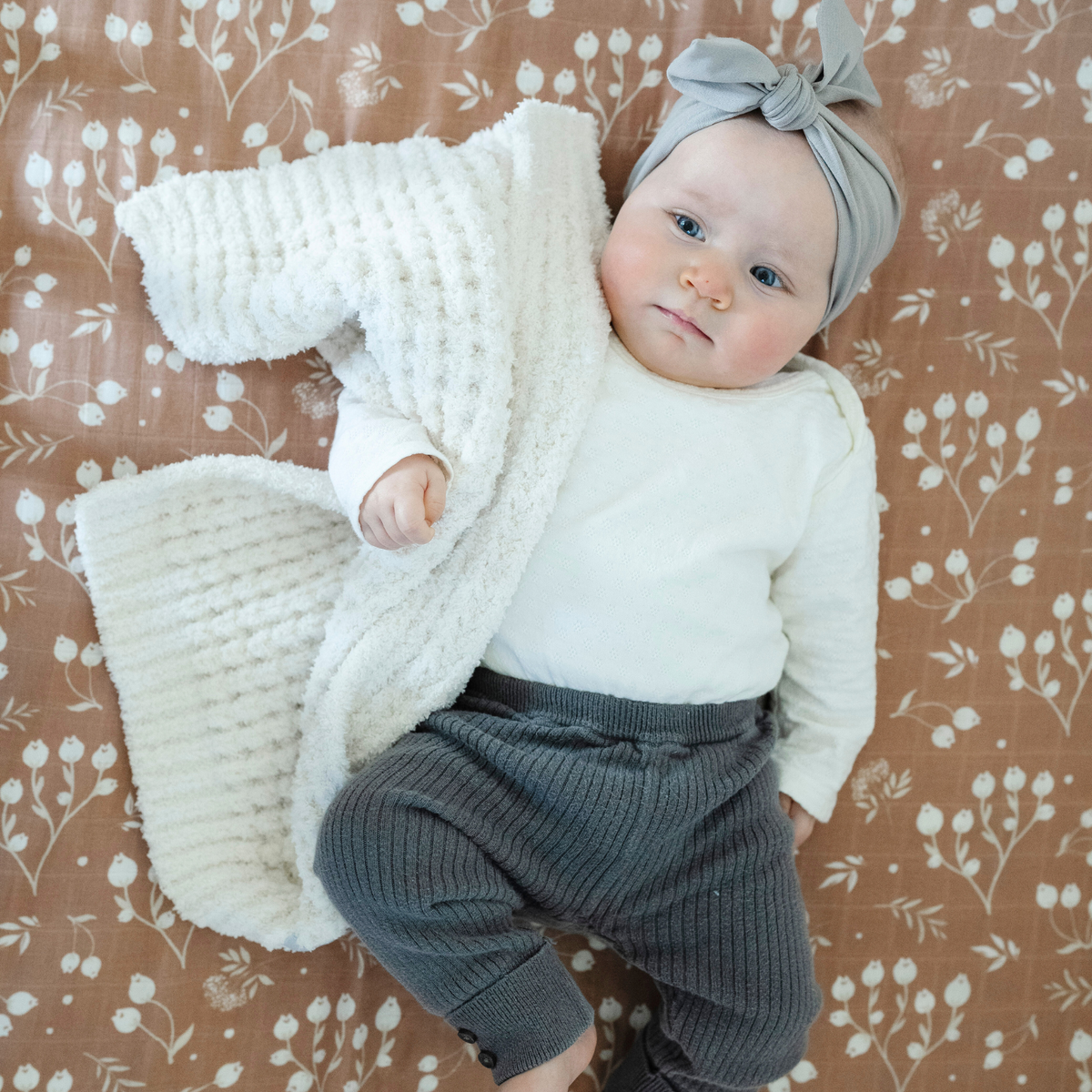 Waffle Knit Mini Blankets — Saranoni