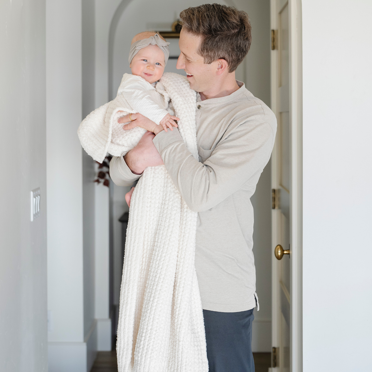 Waffle Knit Receiving Blankets — Saranoni