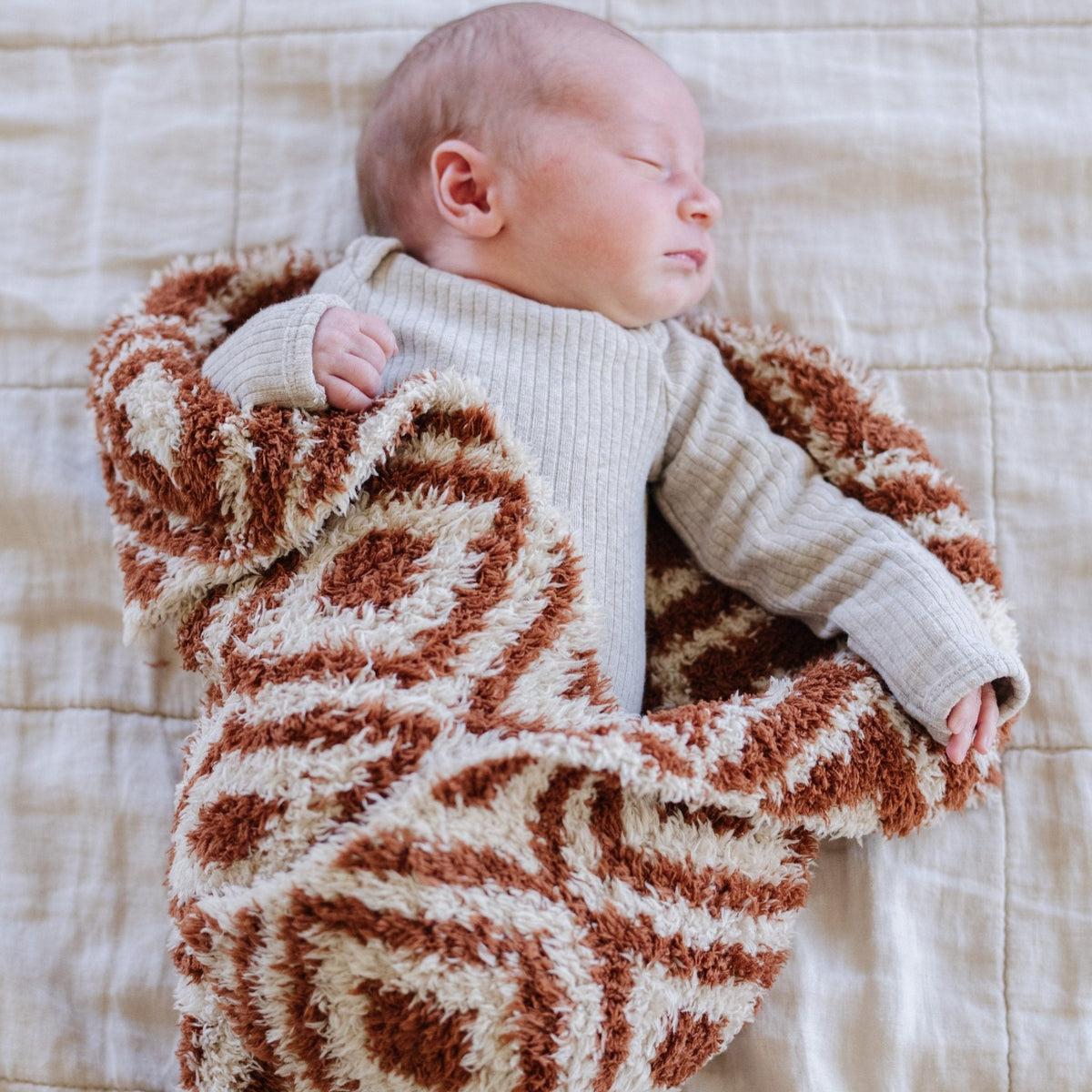 Double-Layer Bamboni® Mini Blankets — Saranoni