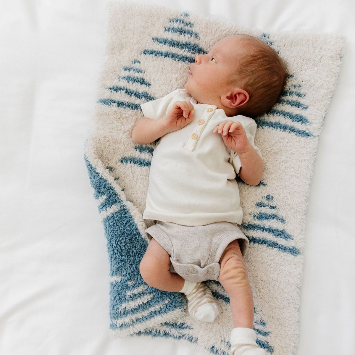 Double-Layer Bamboni® Mini Blankets — Saranoni