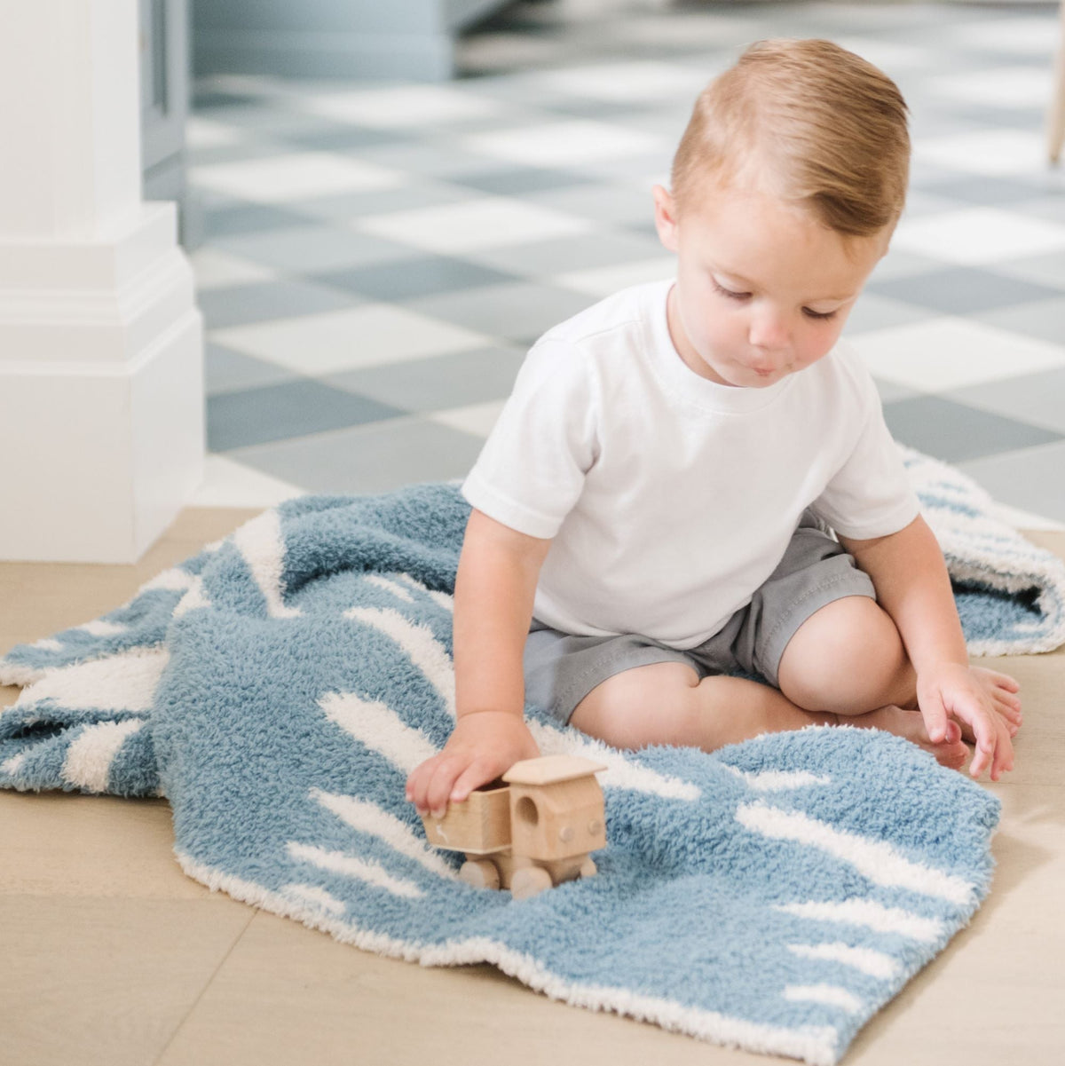 Double-Layer Bamboni® Mini Blankets — Saranoni