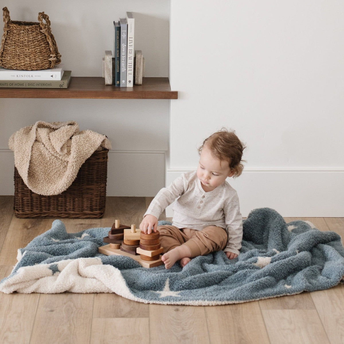 Double-Layer Bamboni® Receiving Blankets — Saranoni