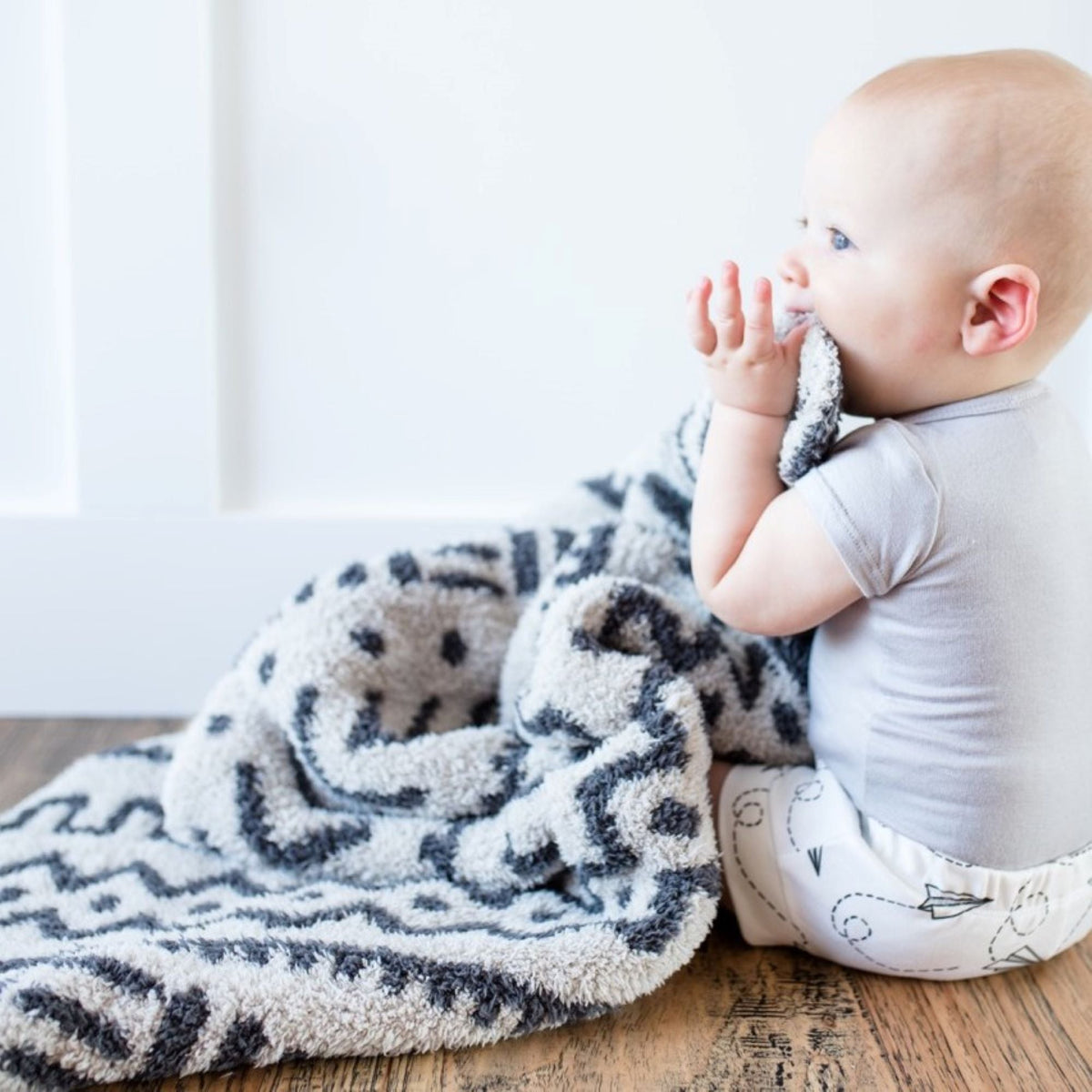 Double-Layer Bamboni® Receiving Blankets — Saranoni