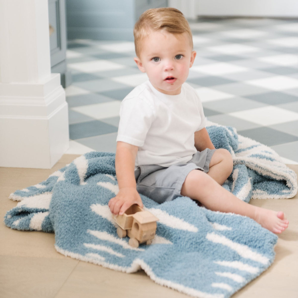 Double-Layer Bamboni® Receiving Blankets — Saranoni