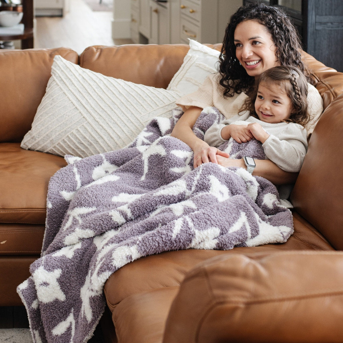 Double-Layer Bamboni® Toddler Blankets — Saranoni