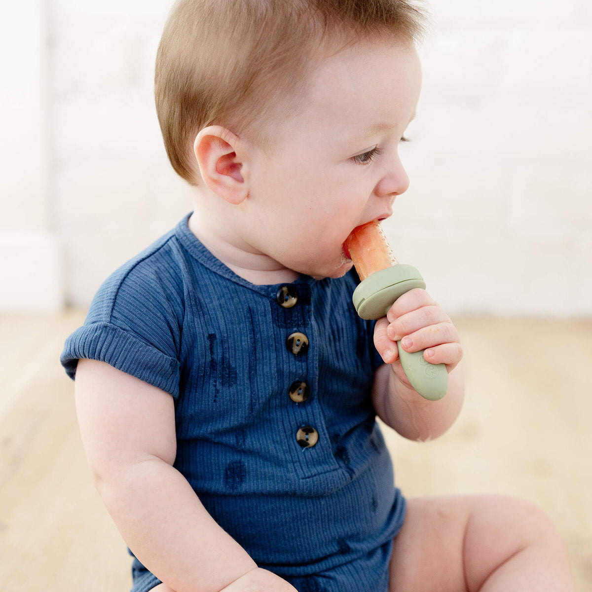 Baby-Led™ Gumline Feeder — ezpz