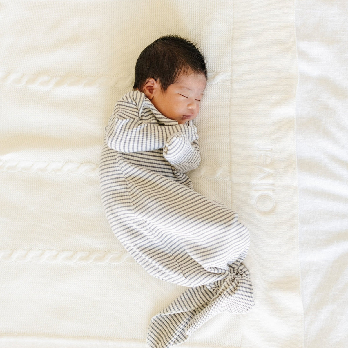 Heirloom Cotton Knit Receiving Blankets — Saranoni