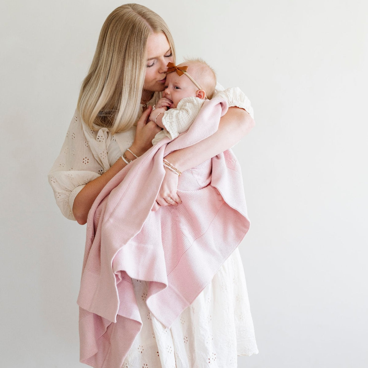 Heirloom Cotton Knit Receiving Blankets — Saranoni