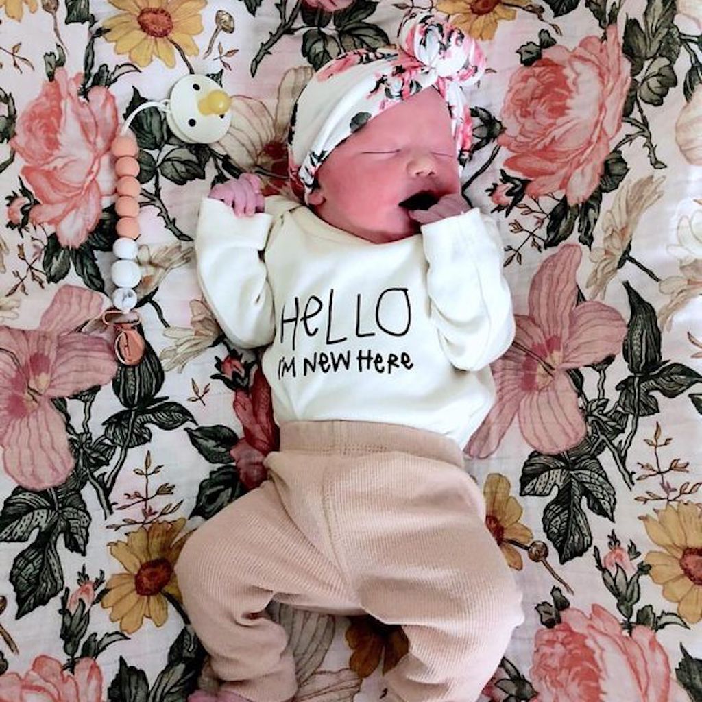 Hello I'm New Here Organic Bodysuit Long Sleeve — Tenth & Pine