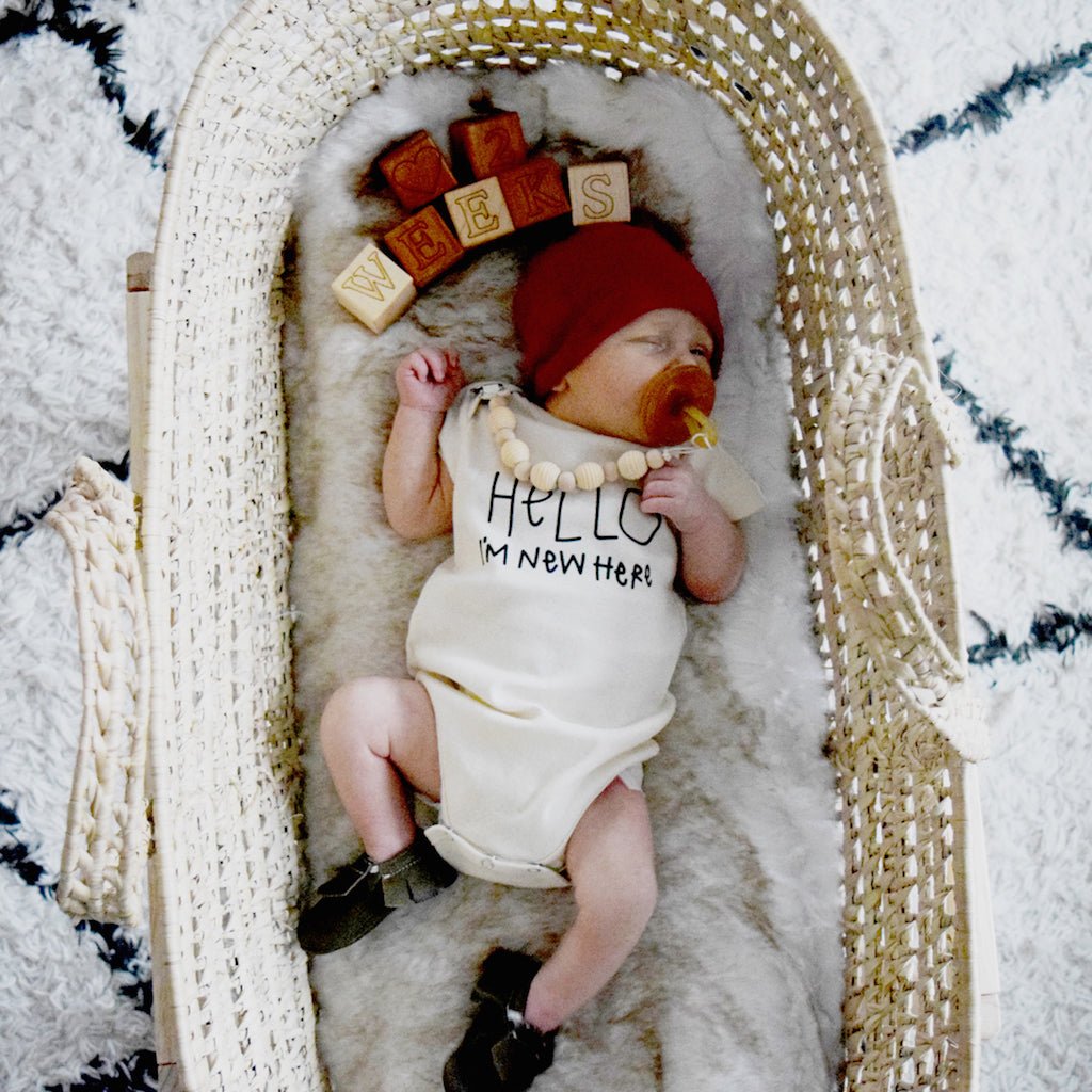 Hello I'm New Here Organic Baby Bodysuit — Tenth & Pine