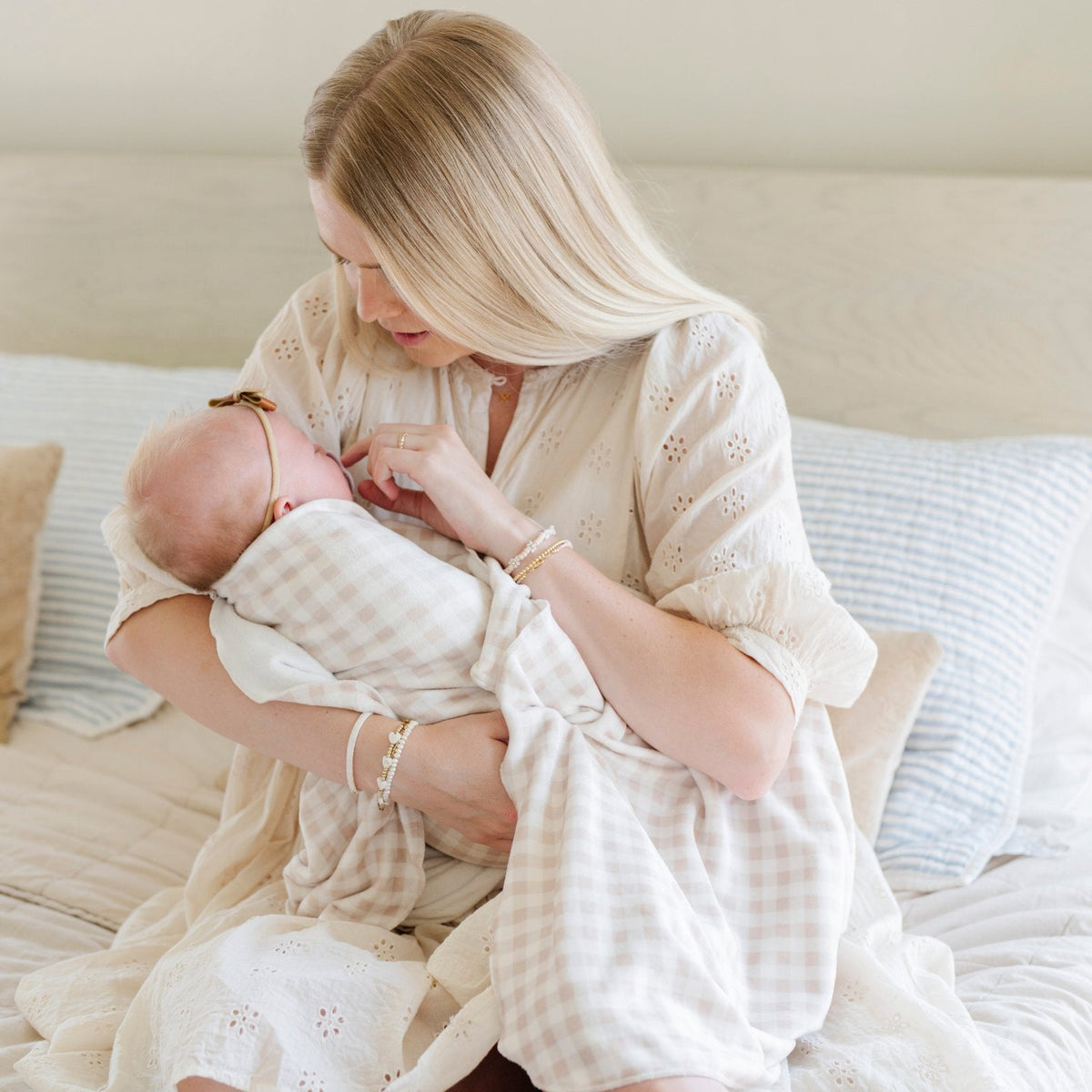 Minky Stretch Luxe Swaddle/Blanket — Saranoni